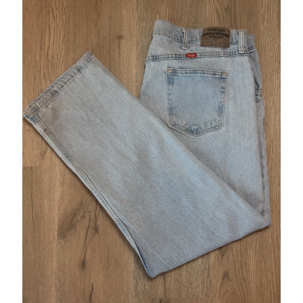Wrangler Mens Stone Wash Relaxed Fit Straight Leg Denim Blue Jeans 42X30